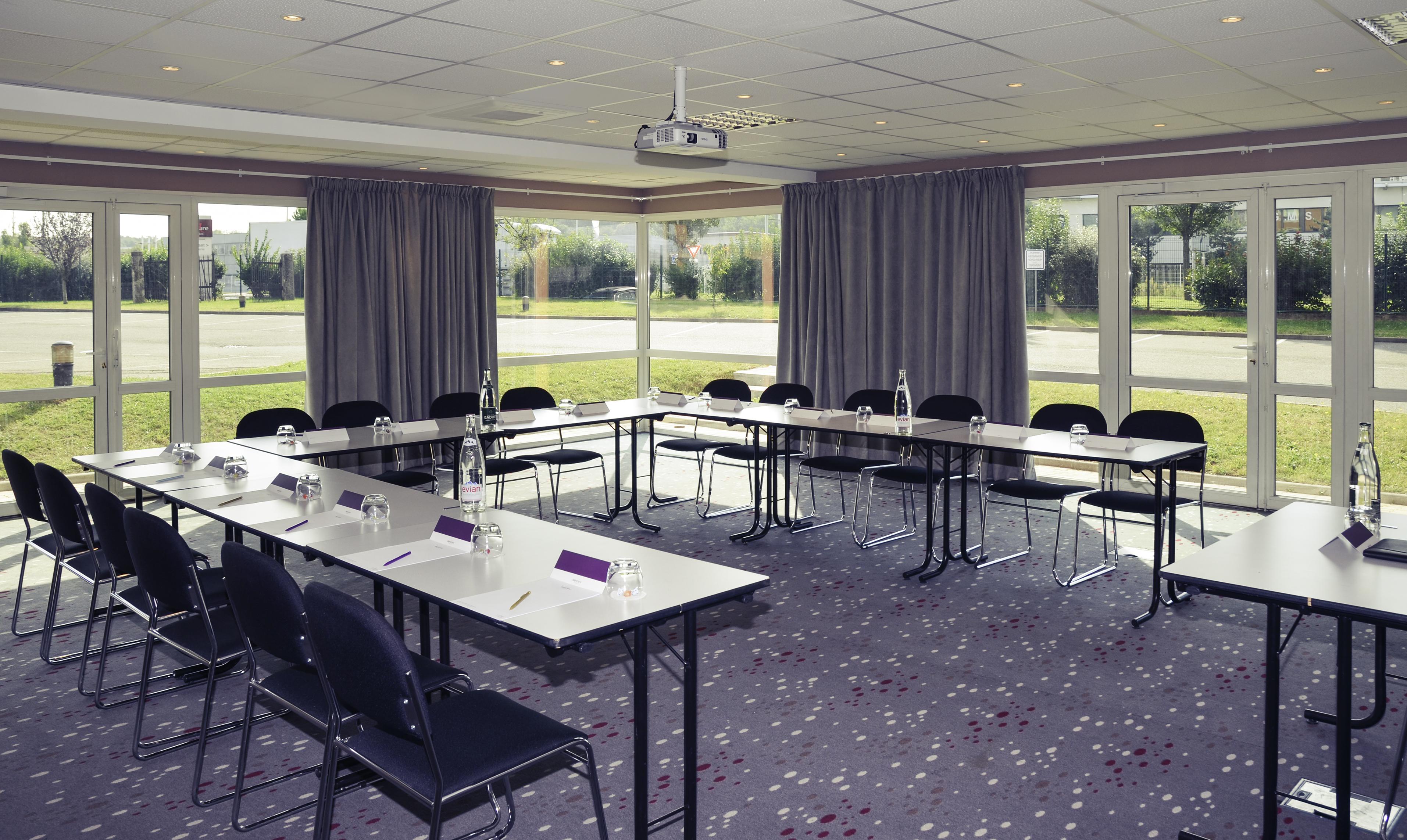 Mercure Lyon Est Chaponnay Zewnętrze zdjęcie