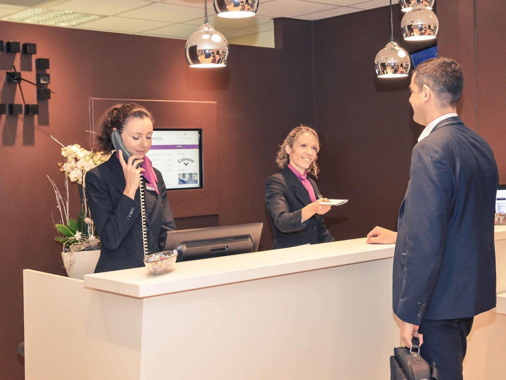 Mercure Lyon Est Chaponnay Zewnętrze zdjęcie