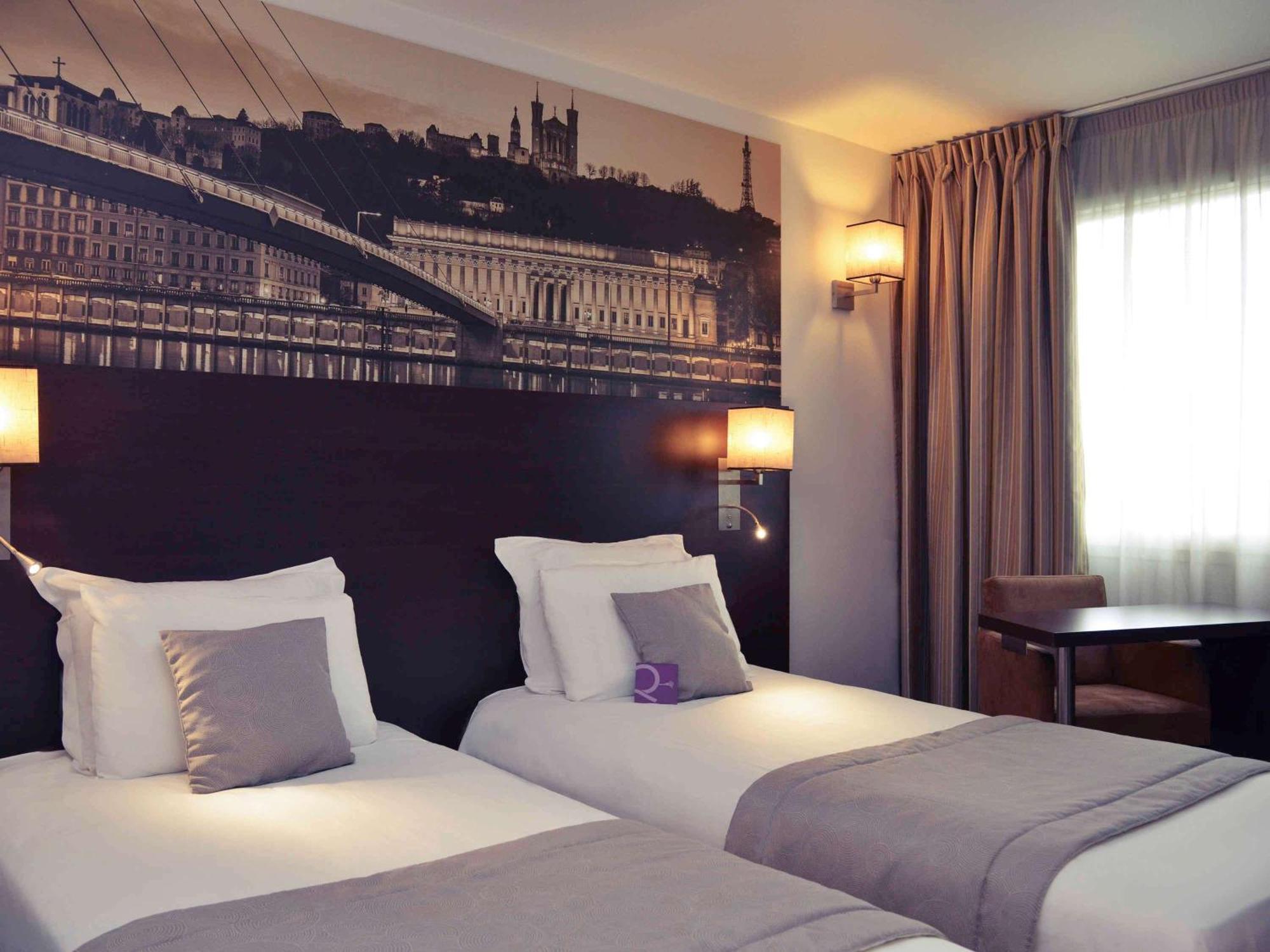 Mercure Lyon Est Chaponnay Zewnętrze zdjęcie